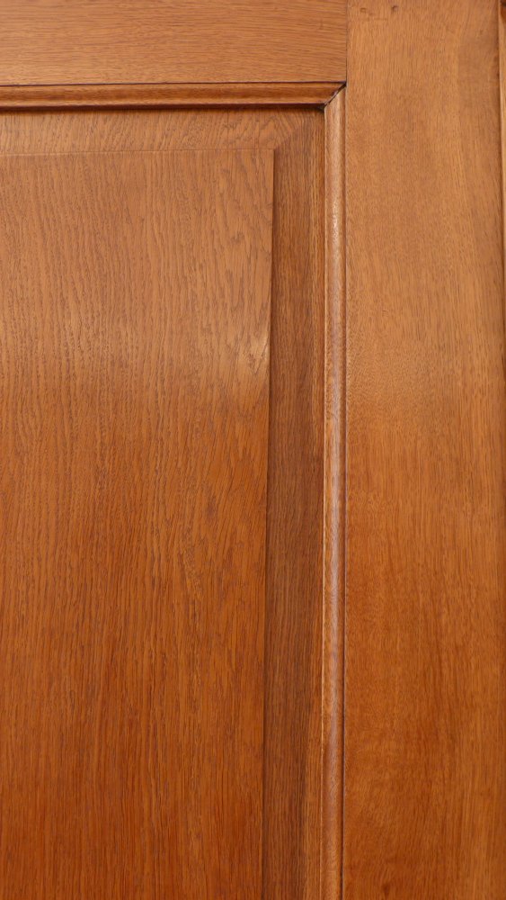 Biedermeier Kleiderschrank, massiv Eiche um 1830 Biedermeier Kleiderschrank, massiv Eiche um 1830