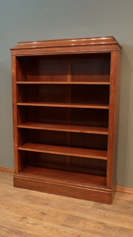 Biedermeier Bücherregal, Mahagoni um 1860 Biedermeier Bücherregal, Mahagoni um 1860