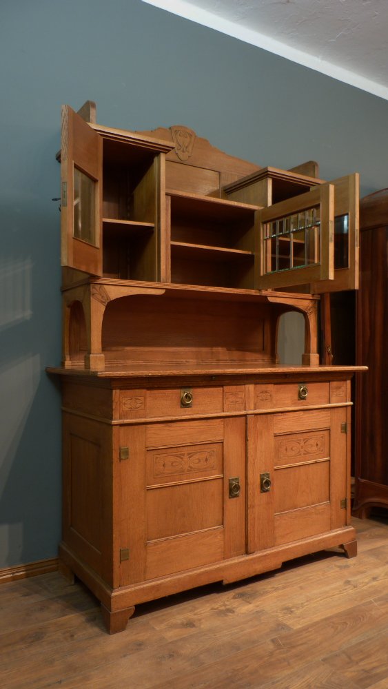 Seltenes Jugendstil Büffet, Eiche um 1910 Seltenes Jugendstil Büffet, Eiche um 1910
