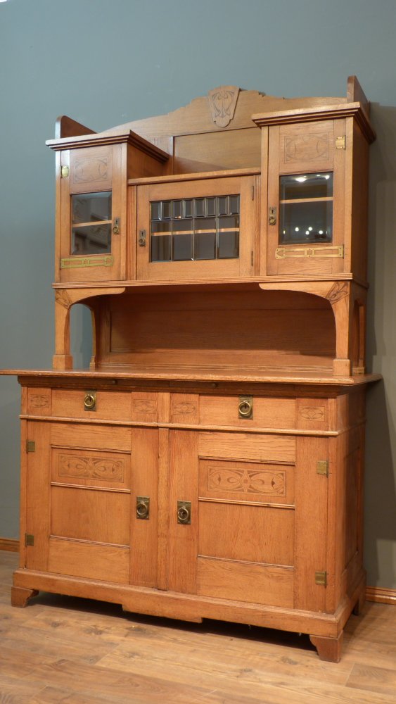 Seltenes Jugendstil Büffet, Eiche um 1910 Seltenes Jugendstil Büffet, Eiche um 1910