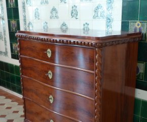 Hochwertige viersch&uuml;bige Kommode, Mahagoni um 1880