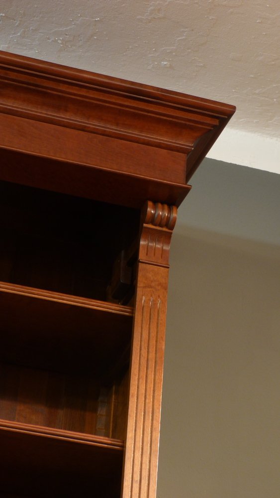 Gründerzeit Regalwand mit Beleuchtung, massiv Erle Gründerzeit Regalwand mit Beleuchtung, massiv Erle