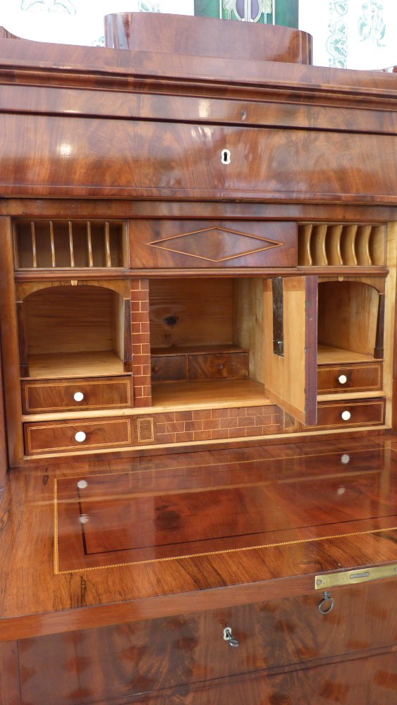 Biedermeier Sekret&auml;r, Mahagoni handpoliert um 1840