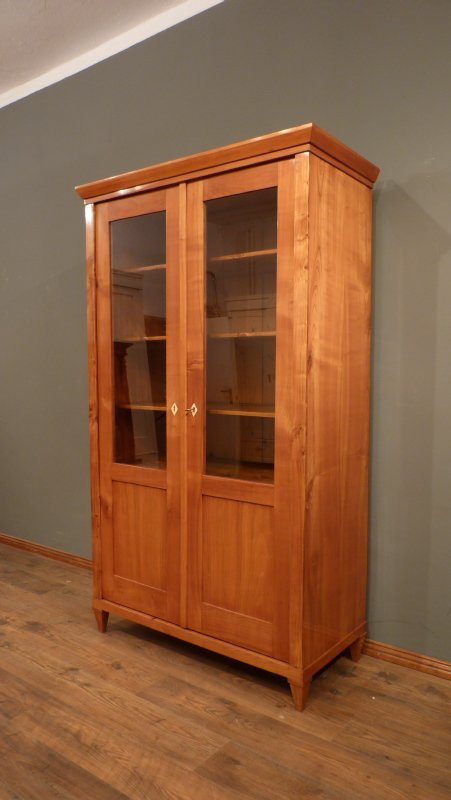 antiker Kirschholz Biedermeierschrank Berlin schrank716 Eleganter