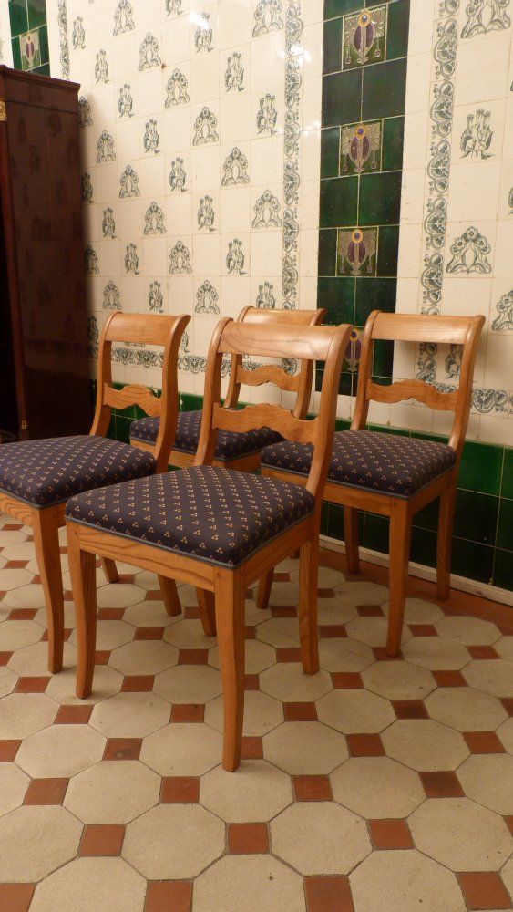 Vier Biedermeierst&uuml;hle, Esche um 1860