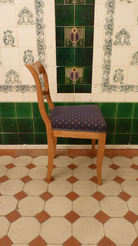 Vier Biedermeierst&uuml;hle, Esche um 1860