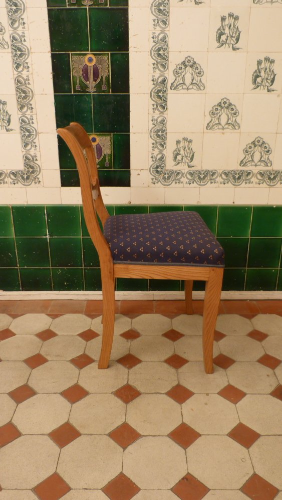 Vier Biedermeierst&uuml;hle, Esche um 1860